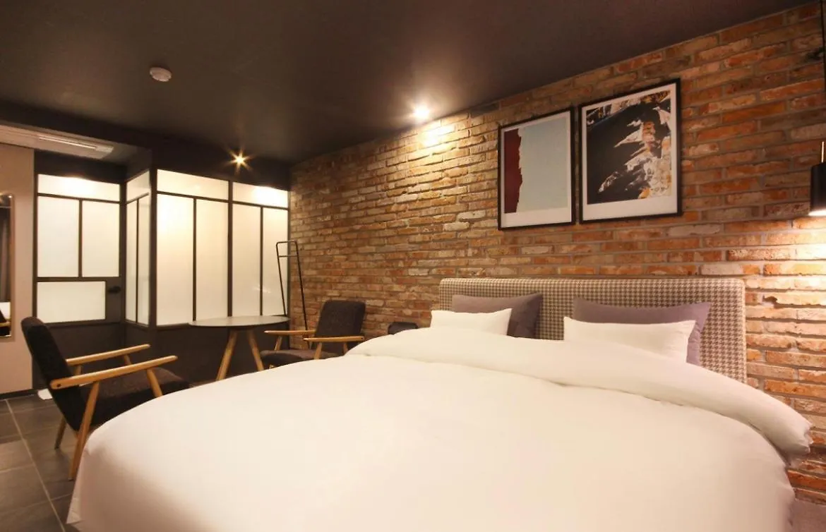 Brown Dot Hotel Daeyeon Busan