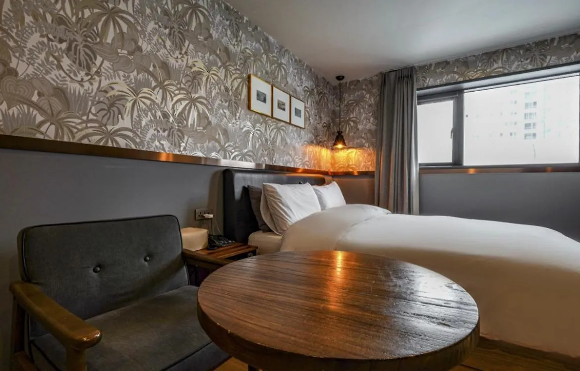 Brown Dot Hotel Daeyeon Busan 2*,  South Korea