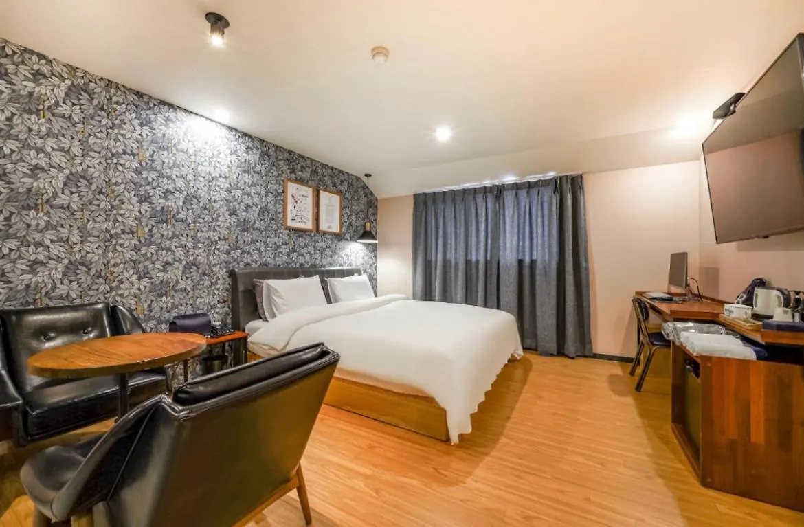 Brown Dot Hotel Daeyeon Busan