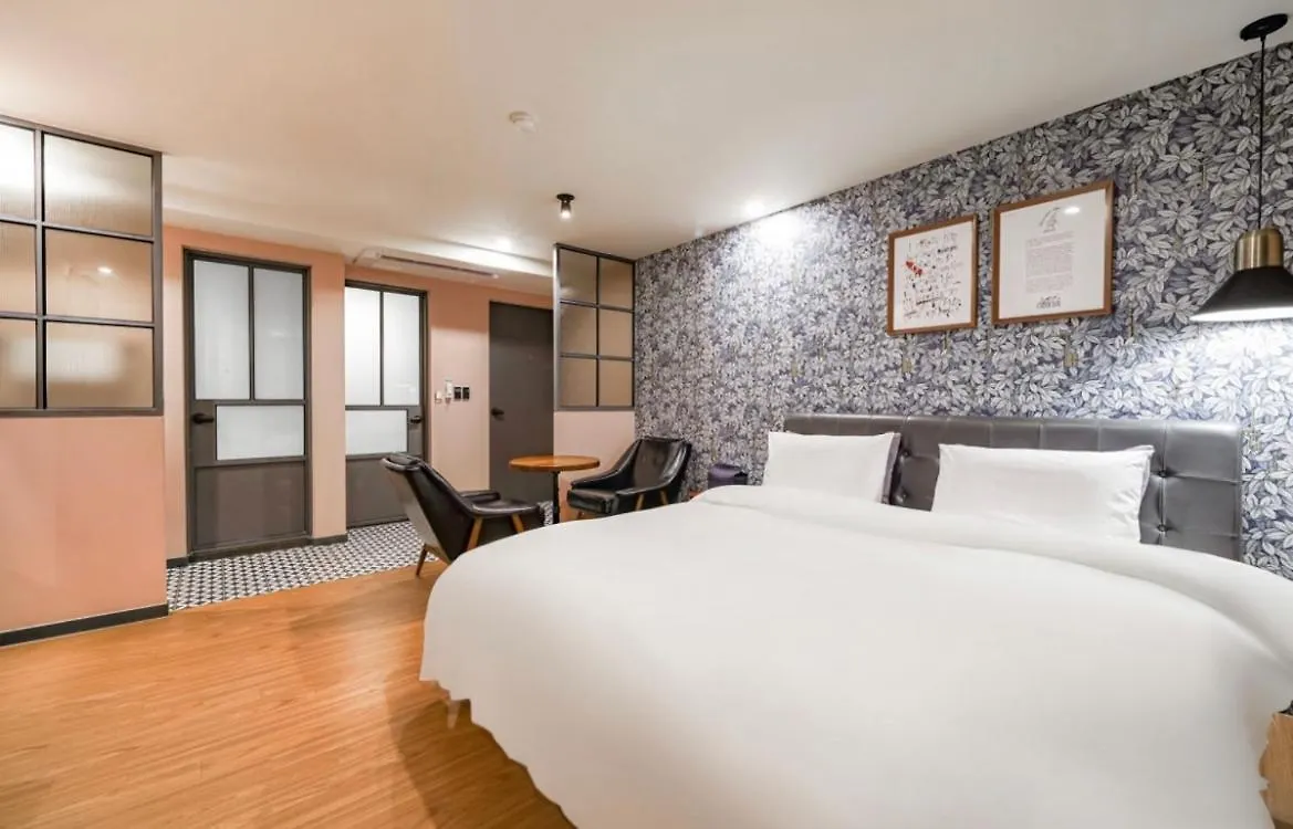 Brown Dot Hotel Daeyeon Busan South Korea