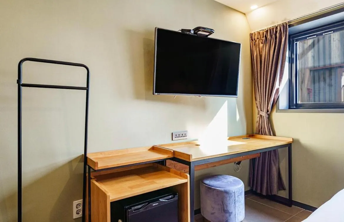 Brown Dot Hotel Daeyeon Busan