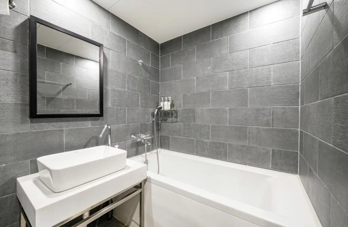 Brown Dot Hotel Daeyeon Busan