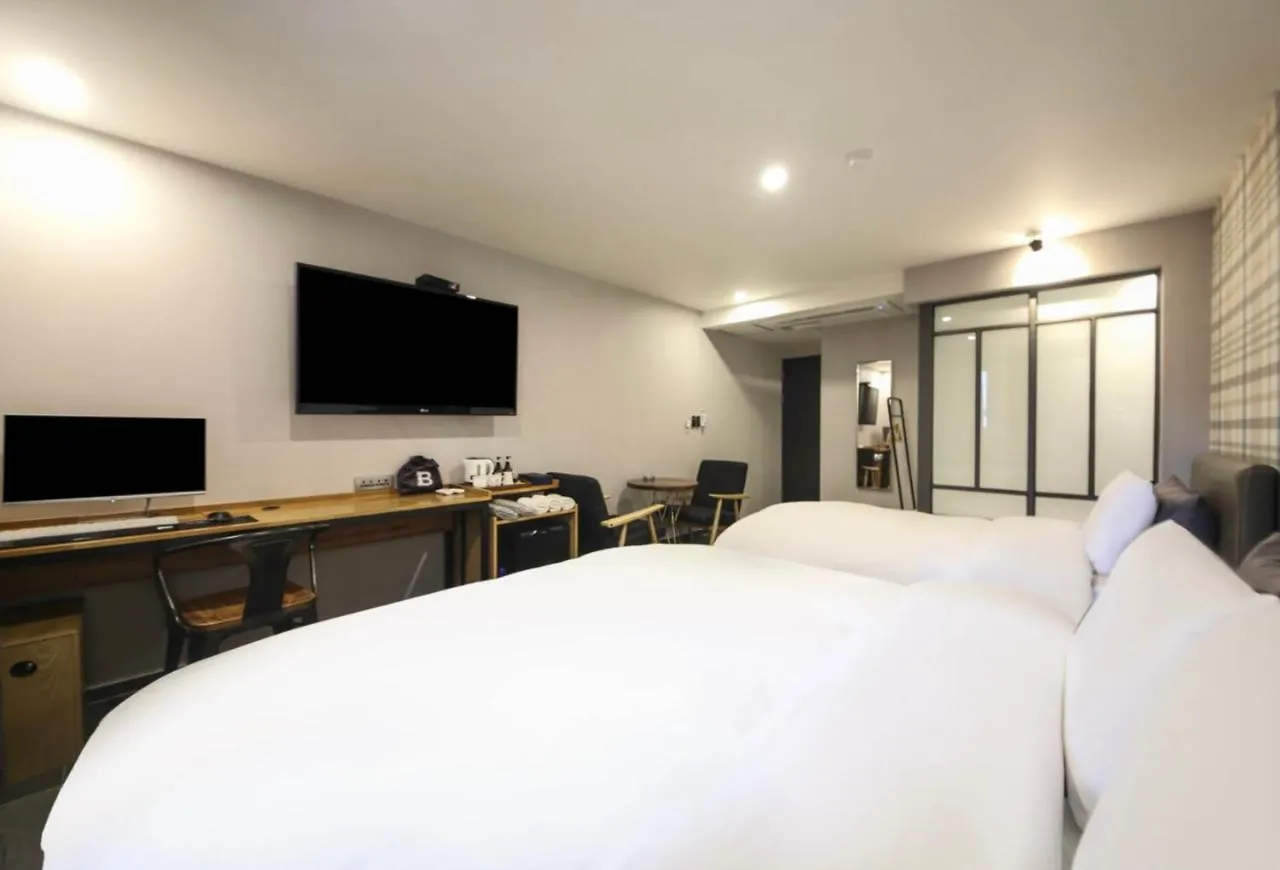Brown Dot Hotel Daeyeon Busan South Korea